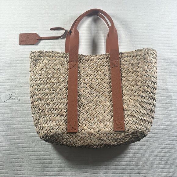 Four Seasons Handbags - Four Seasons Anguilla Woven Straw Tote Bag Leather Handles Resort Beach